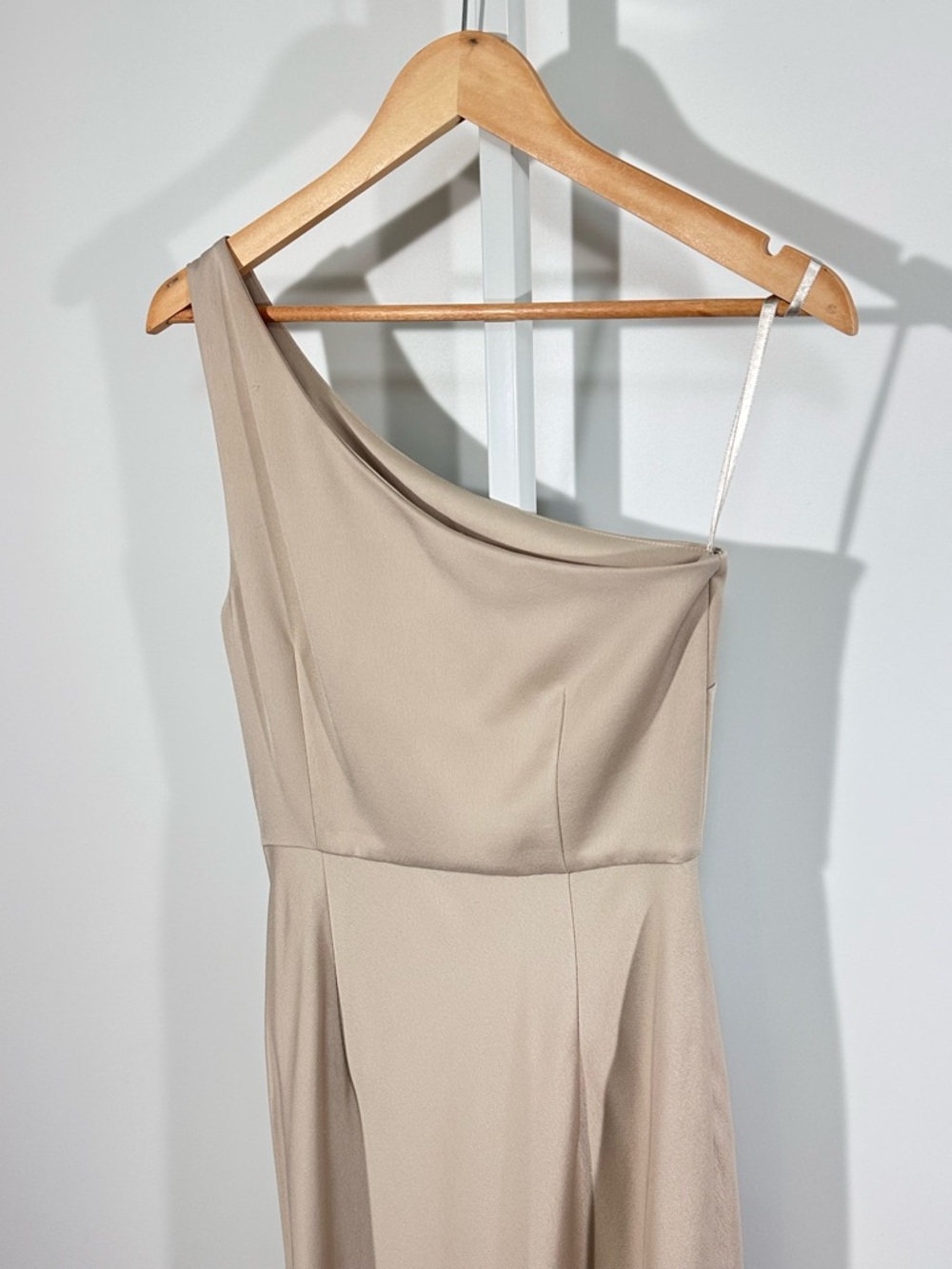 BHLDN One Shoulder Champagne Bridesmaid Gown Dress US 4 Nude Formal Maxi - Picture 6 of 9